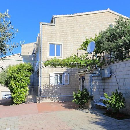 Apartments By The Sea Duce, Omis - 2737 Buitenkant foto