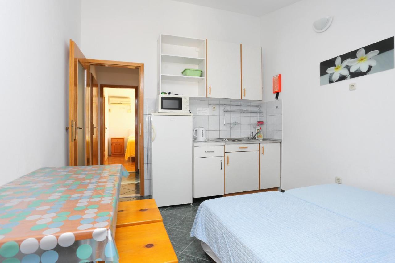Apartments By The Sea Duce, Omis - 2737 Buitenkant foto
